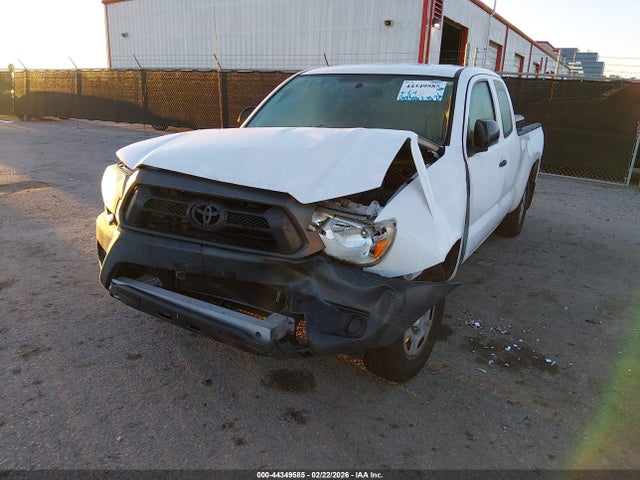 Toyota Tacoma 2015 5TFTX4CN7FX054936 Image 2