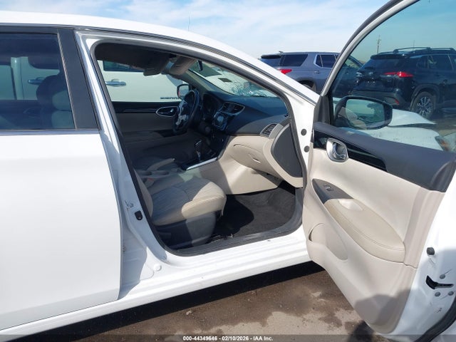 2016 Nissan Sentra Sv მანქანა იყიდება აუქციონზე, vin: 3N1AB7AP5GY231997, აუქციონის ნომერი: 44349646