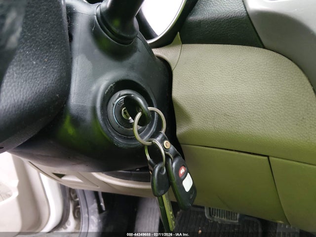 Продажа на аукционе авто 2016 Hyundai Elantra Gt, vin: KMHD35LH2GU323293, номер лота: 44349688
