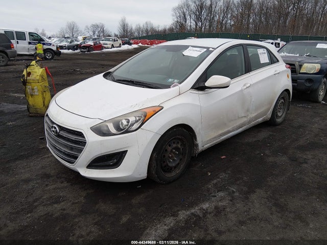 Продажа на аукционе авто 2016 Hyundai Elantra Gt, vin: KMHD35LH2GU323293, номер лота: 44349688
