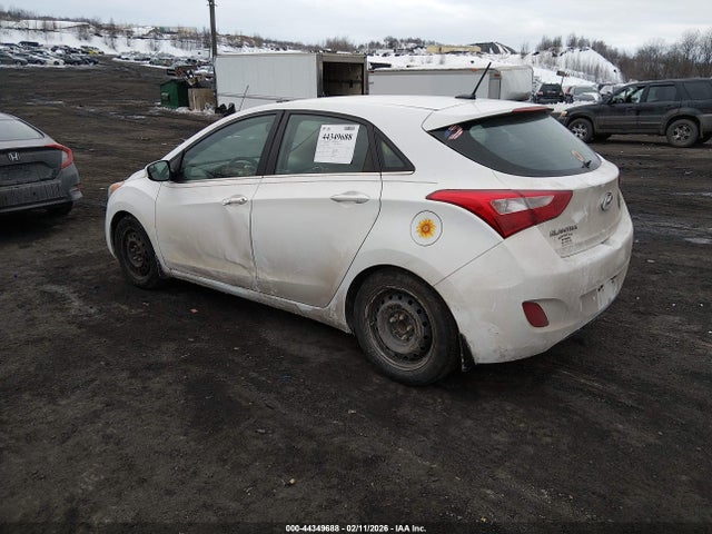 Продажа на аукционе авто 2016 Hyundai Elantra Gt, vin: KMHD35LH2GU323293, номер лота: 44349688