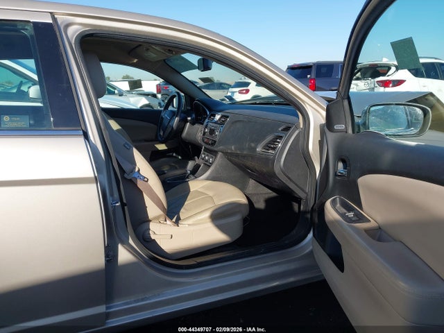 Продажа на аукционе авто 2013 Chrysler 200 Limited, vin: 1C3CCBCG1DN702270, номер лота: 44349707