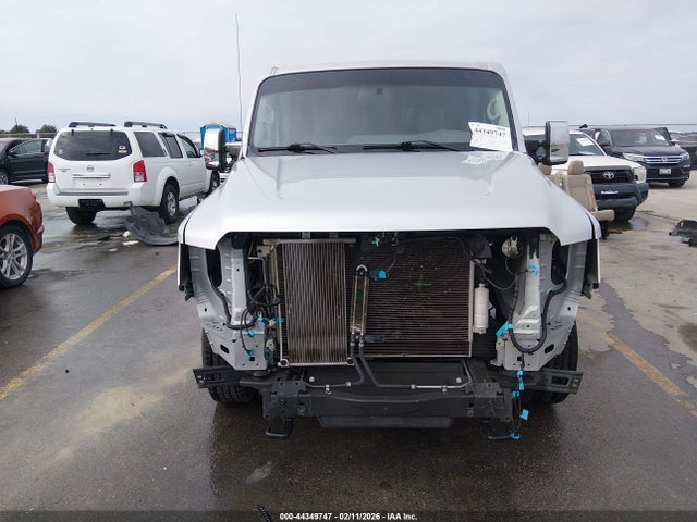 5BZAF0AA4KN851718 Nissan Nv Passenger Nv3500 Hd Sl V8