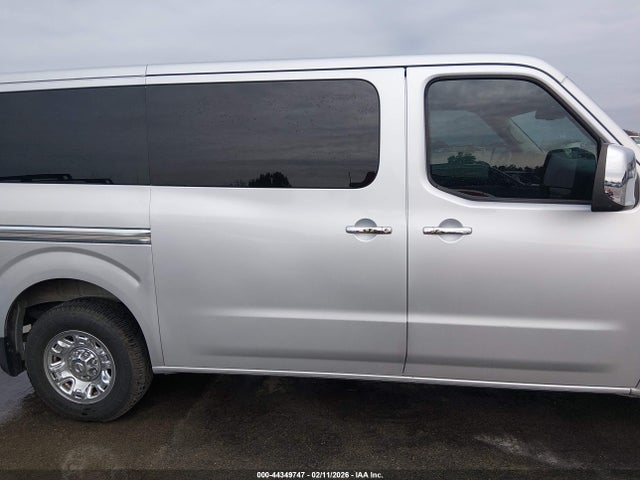 5BZAF0AA4KN851718 Nissan Nv Passenger Nv3500 Hd Sl V8