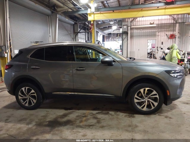 LRBFZNR49ND011404 Buick Envision Fwd Essence