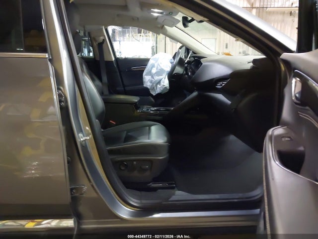 LRBFZNR49ND011404 Buick Envision Fwd Essence