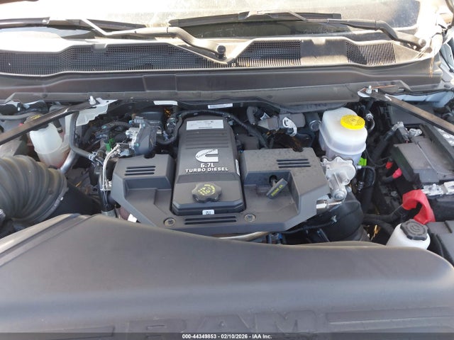 44349853 :رقم المزاد ، 3C6UR5DL2PG537846 vin ، 2023 Ram 2500 Big Horn  4x4 6'4 Box مزاد بيع