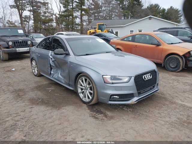 2016 AUDI A4 WAUFFAFLXGA005840 Photo 0