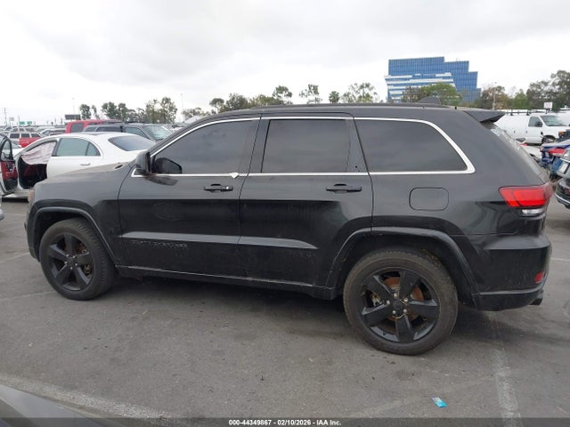 1C4RJEAG3FC868143 Jeep Grand Cherokee Altitude