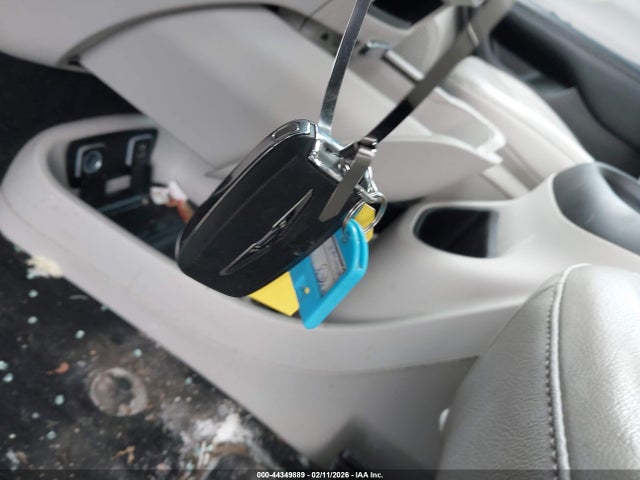 44349889 :رقم المزاد ، 2C4RC1BGXMR556780 vin ، 2021 Chrysler Pacifica Touring L مزاد بيع