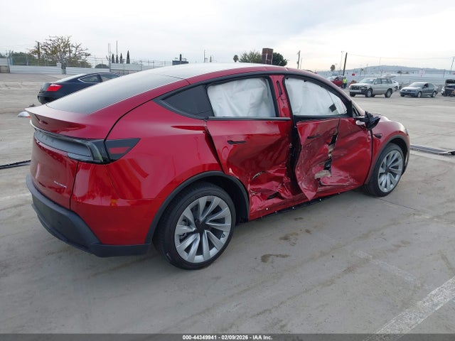 2026 TESLA MODEL Y 7SAYGDEE0TF439587 Photo 3