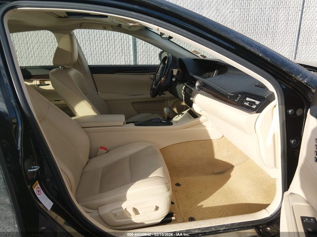2014 Lexus Es 350 მანქანა იყიდება აუქციონზე, vin: JTHBK1GG0E2107216, აუქციონის ნომერი: 44349942