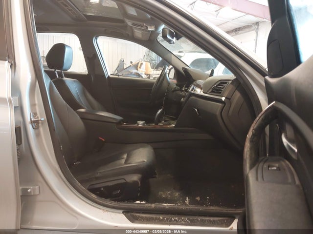 Продаж на аукціоні авто 2015 Bmw 328i Xdrive, vin: WBA3B3G55FNT19560, номер лоту: 44349997