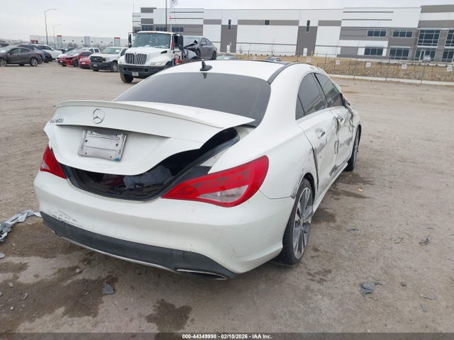2017 MERCEDES-BENZ CLA 250 WDDSJ4EB3HN433517 Photo 3