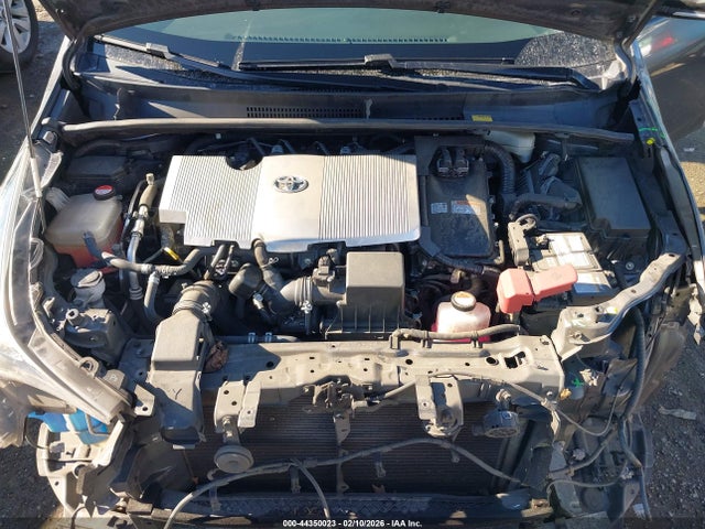 JTDKARFU8G3017030 Toyota Prius Three Touring