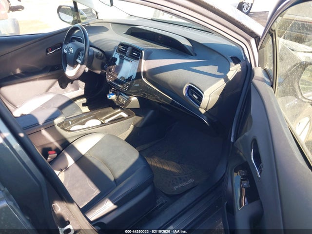 JTDKARFU8G3017030 Toyota Prius Three Touring