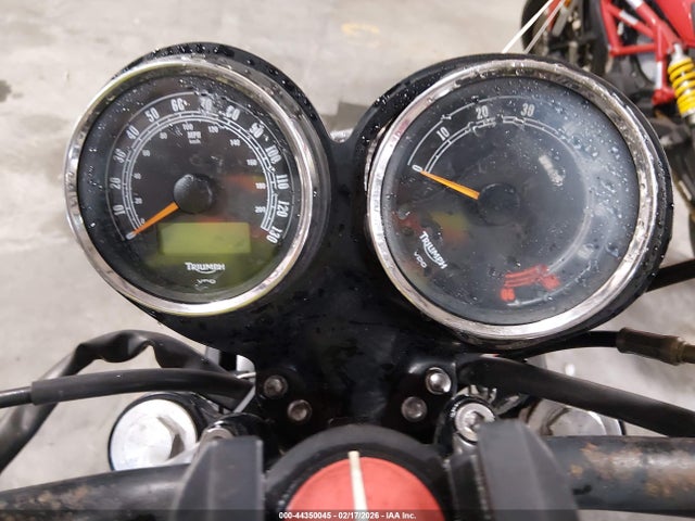 SMT910K12ET651339 Triumph Motorcycle Bonneville T100