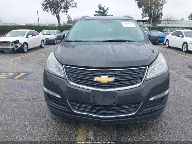 1GNKRFED5HJ190260 Chevrolet Traverse Ls
