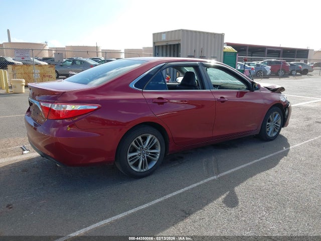 2017 Toyota Camry Se მანქანა იყიდება აუქციონზე, vin: 4T1BF1FK5HU700327, აუქციონის ნომერი: 44350086