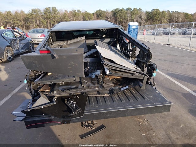 Продажа на аукционе авто 2024 Tesla Cybertruck Cyberbeast, vin: 7G2CEHEE4RA032136, номер лота: 44350090