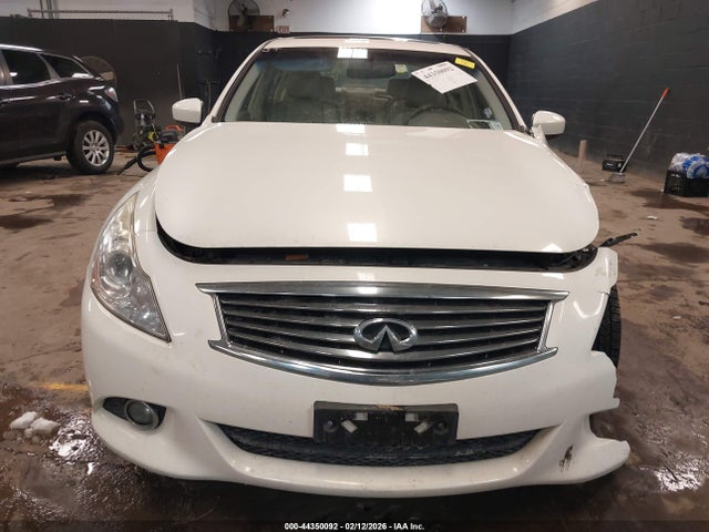 44350092 :رقم المزاد ، JN1CV6AR6FM522408 vin ، 2015 Infiniti Q40 مزاد بيع