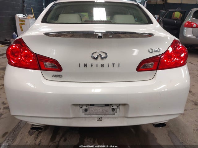 44350092 :رقم المزاد ، JN1CV6AR6FM522408 vin ، 2015 Infiniti Q40 مزاد بيع