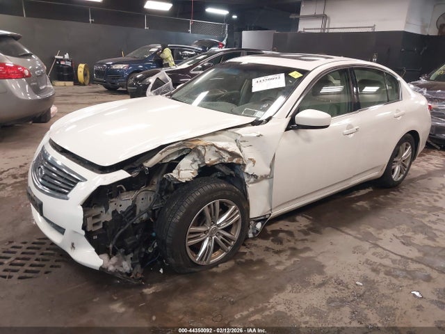 44350092 :رقم المزاد ، JN1CV6AR6FM522408 vin ، 2015 Infiniti Q40 مزاد بيع