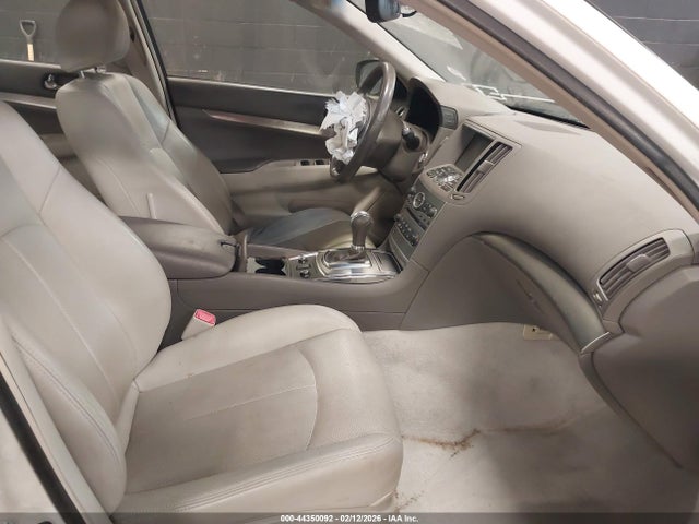44350092 :رقم المزاد ، JN1CV6AR6FM522408 vin ، 2015 Infiniti Q40 مزاد بيع
