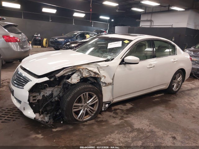 44350092 :رقم المزاد ، JN1CV6AR6FM522408 vin ، 2015 Infiniti Q40 مزاد بيع