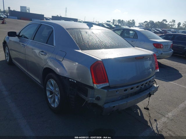 Chrysler 300 Limited 2015 2C3CCAAG3FH891660 Image 6