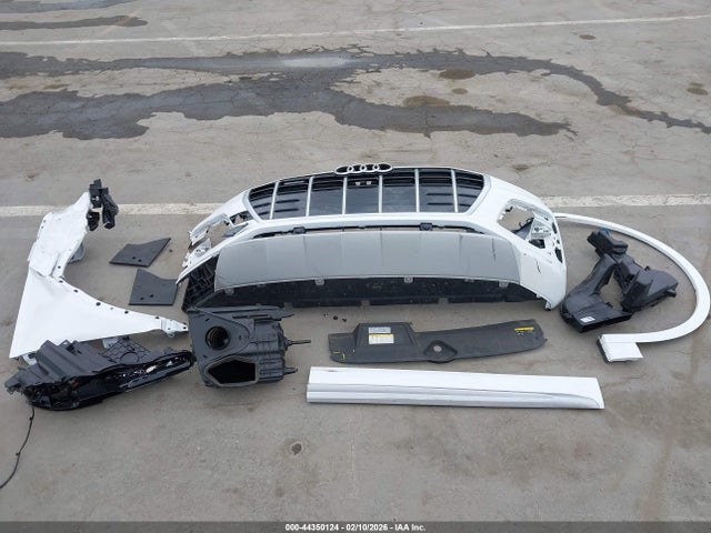 Продаж на аукціоні авто 2023 Audi Q5 Premium 40 Tfsi Quattro S Tronic, vin: WA1ABAFY0P2182051, номер лоту: 44350124