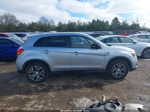 Продажа на аукционе авто 2017 Mitsubishi Outlander Sport 2.0 Le, vin: JA4AP3AUXHZ014041, номер лота: 44350143