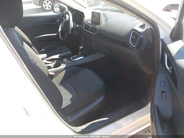 JM1BM1U71F1252482 Mazda Mazda3 I Sport