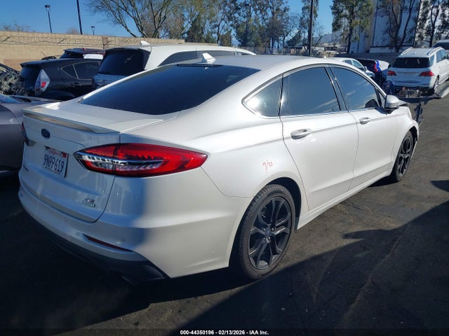 Ford FUSION SE 2020 3FA6P0HD0LR127435 Image 4