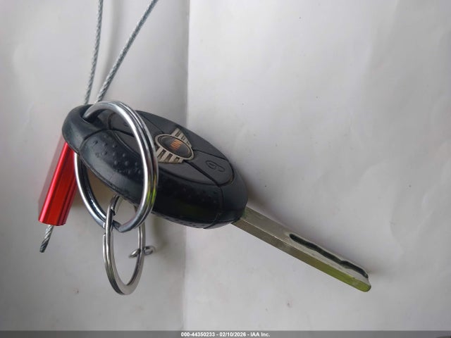 2006 MINI COOPER WMWRC33526TJ74051 Photo 10