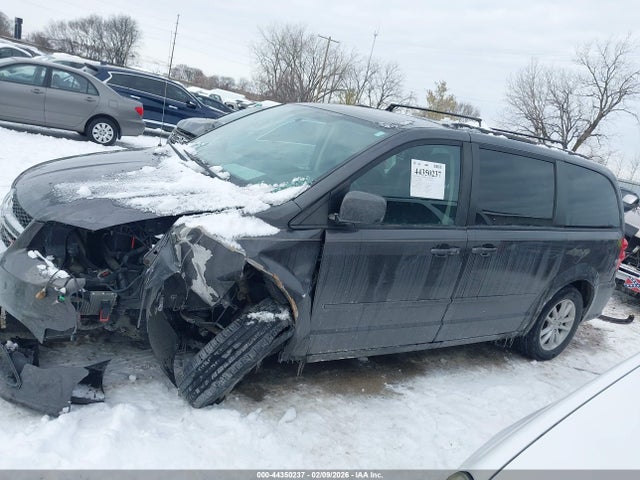 Продаж на аукціоні авто 2015 Dodge Grand Caravan Sxt, vin: 2C4RDGCG7FR527707, номер лоту: 44350237
