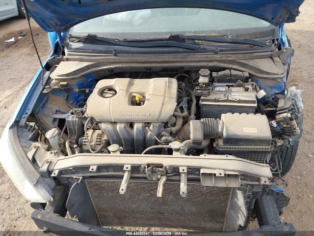KMHD74LF9JU478122 Hyundai ELANTRA SE