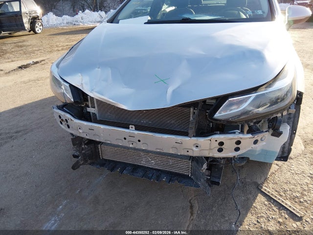 3G1BE5SM5HS567499 Chevrolet Cruze Lt Auto