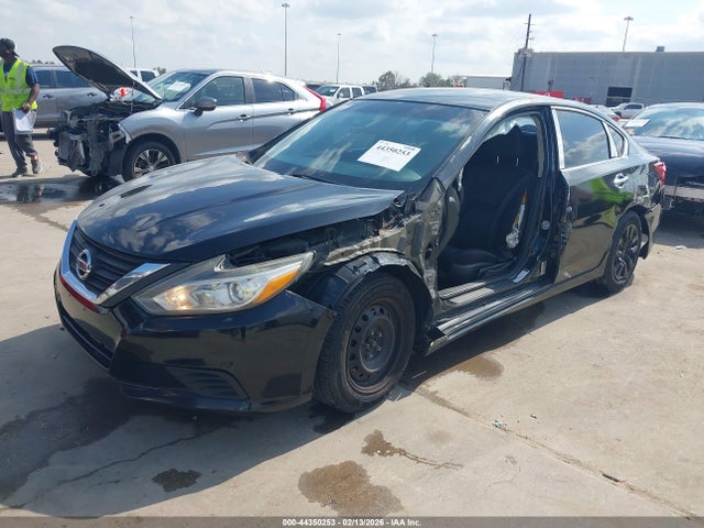 Продаж на аукціоні авто 2016 Nissan Altima 2.5 S, vin: 1N4AL3AP1GN364245, номер лоту: 44350253
