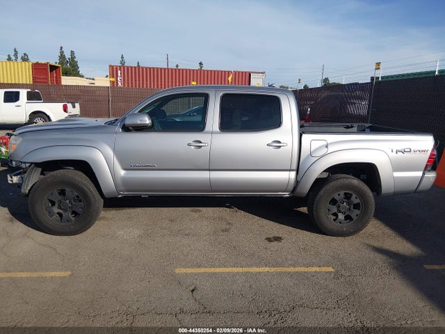 3TMJU4GN4FM191946 Toyota Tacoma Prerunner V6