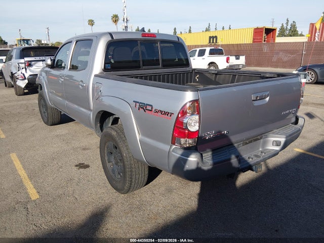3TMJU4GN4FM191946 Toyota Tacoma Prerunner V6