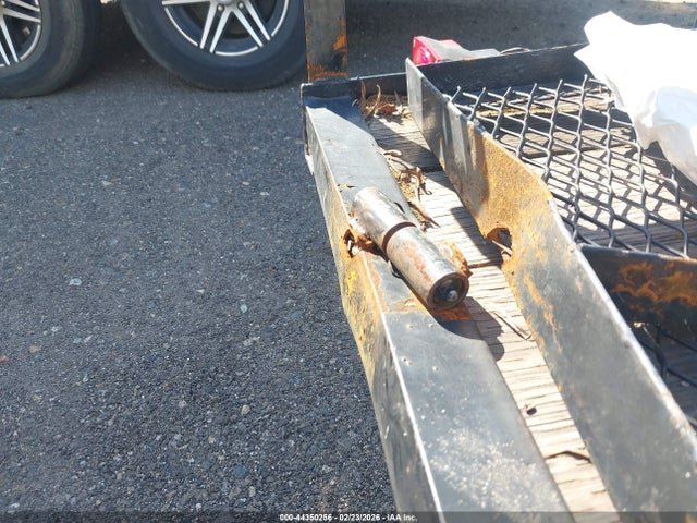 Carry-on Trailer 2018 4YMBU101XJN015716 Image 12