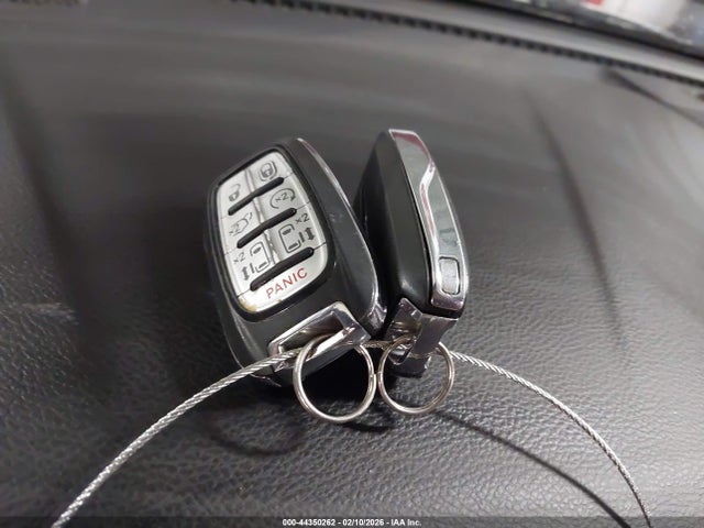 Продажа на аукционе авто 2020 Chrysler Pacifica Awd Launch Edition, vin: 2C4RC3BG6LR278812, номер лота: 44350262