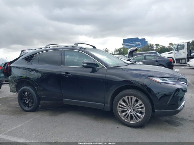 Toyota Venza Xle 2023 JTEAAAAH6PJ132059 Image 14