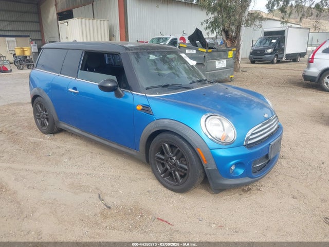 2011 MINI COOPER CLUBMAN WMWZF3C55BT188639