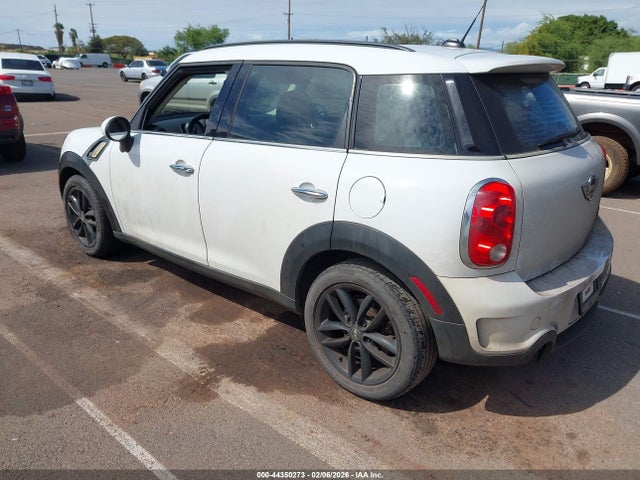 2011 MINI COOPER S COUNTRYMAN WMWZC3C55BWL79405 Photo 2