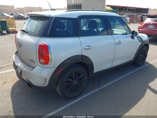2011 MINI COOPER S COUNTRYMAN WMWZC3C55BWL79405 Photo 3