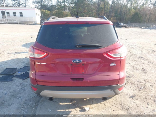 1FMCU9G95FUB70670 Ford ESCAPE SE
