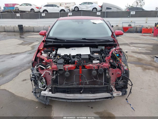 JTDKAMFP6N3198302 Toyota Prius Prime Xle