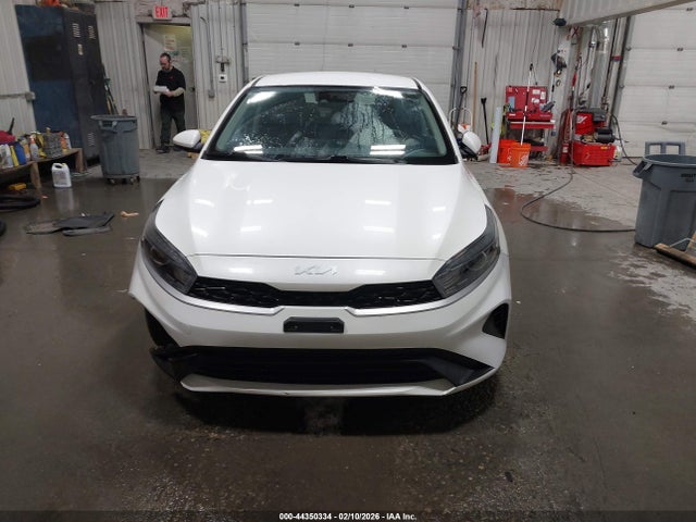 3KPF24AD3NE485665 KIA Forte Lxs